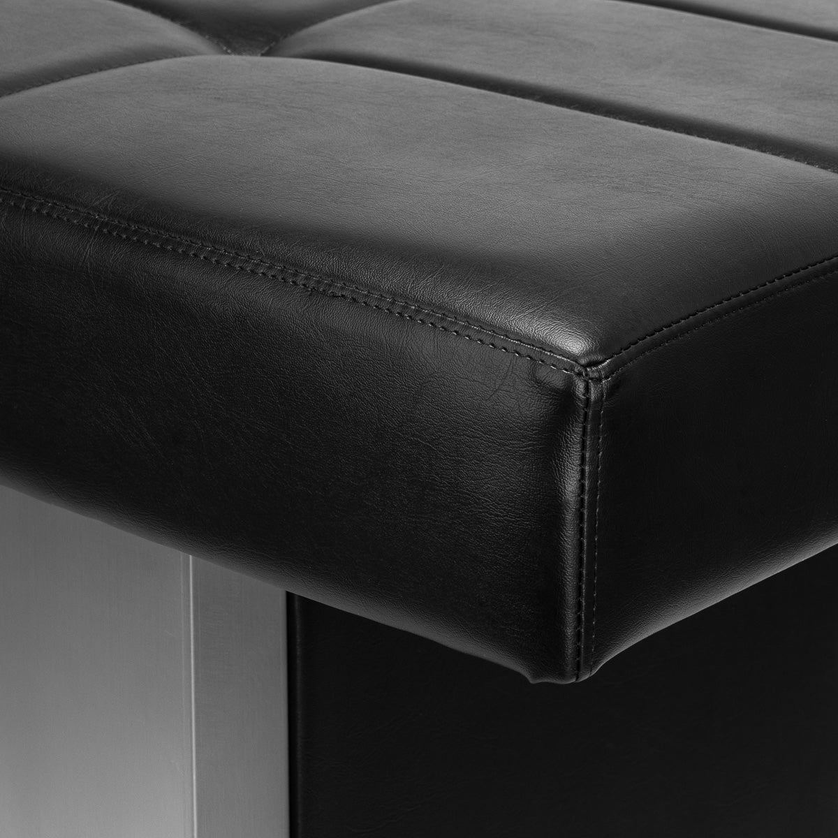 586520783f68a133dc6d26fec576b9a3