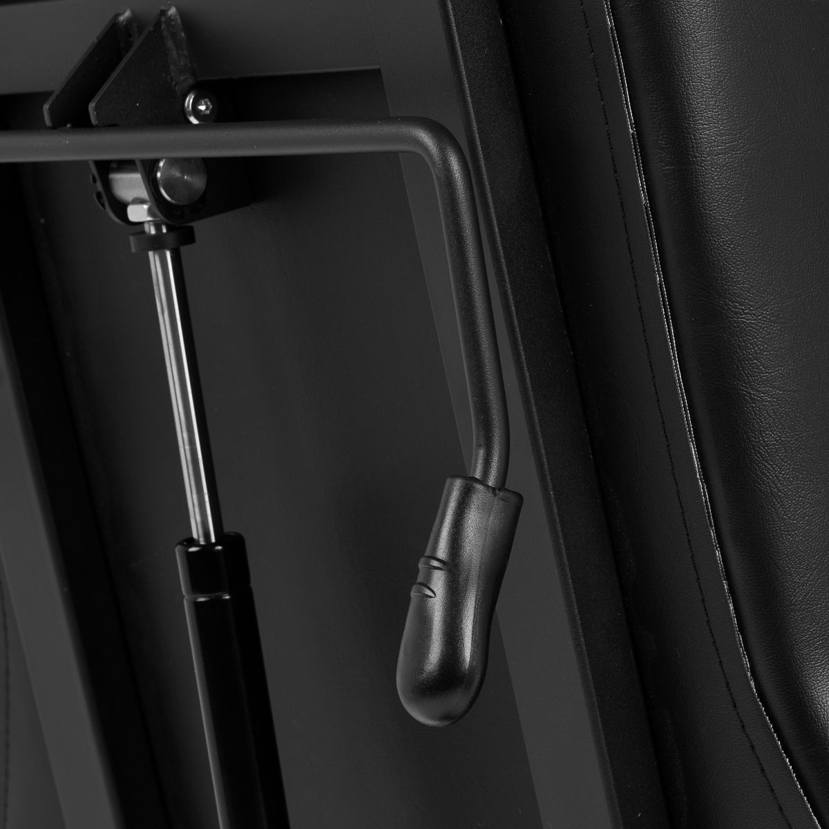 95df38729e4cc41a00aff102f853937b